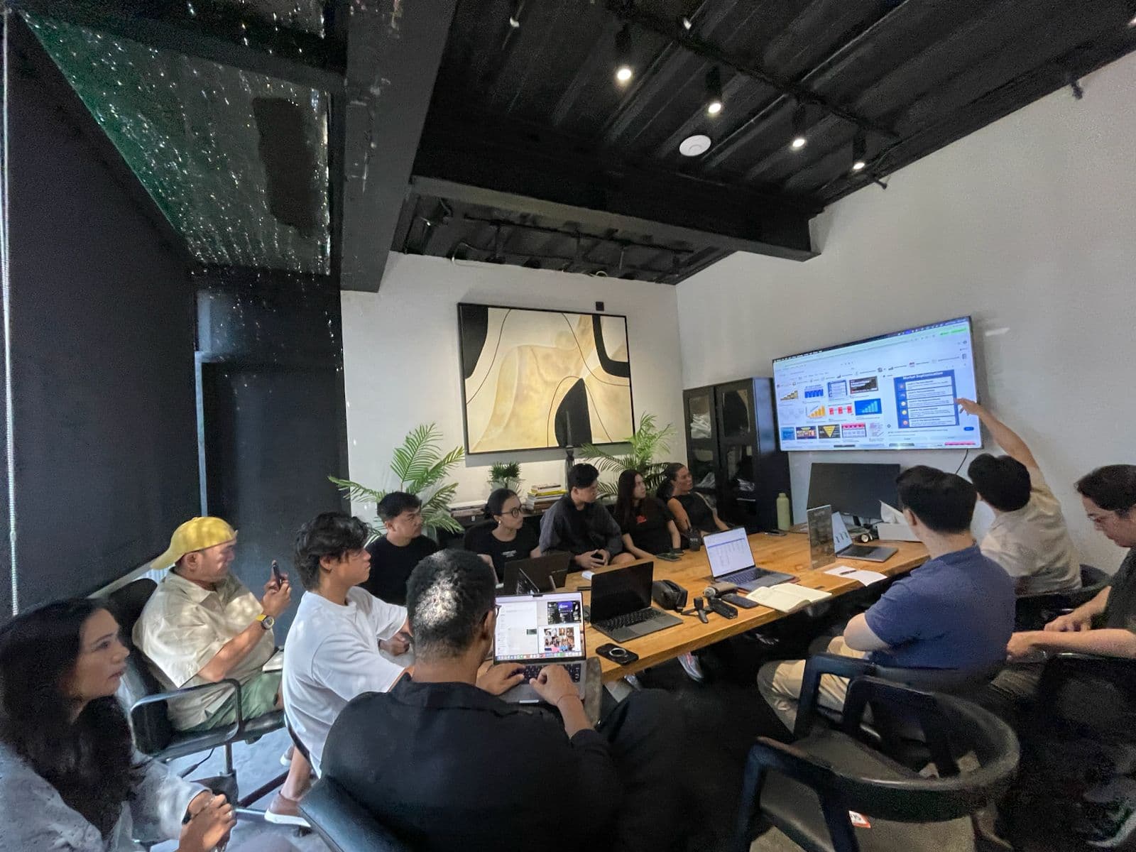 Kevin leading the live workshop